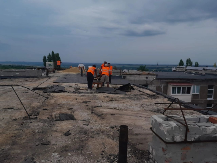 Строители и коммунальщики из Калужской области налаживают в Первомайске мирную жизнь.