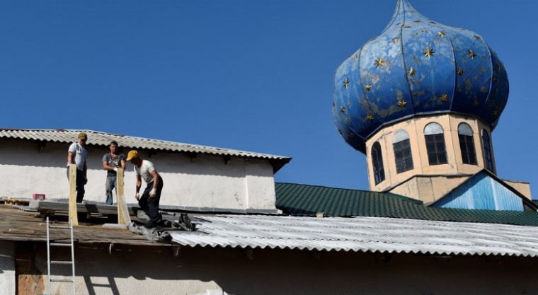 Калужане помогают восстанавливать храмы Луганщины.